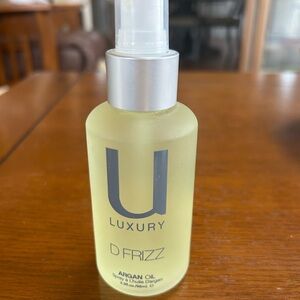 U Luxury D Frizz Argan Oil Spray